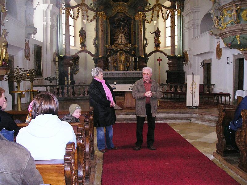 Schmidbauer_Kirche.JPG - Georg Schmidbauer weiß viel von der Wallfahrtskirche auf dem Fahrenberg.