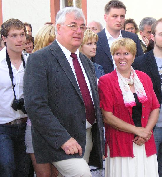Nick_Paar.JPG - Dr. Nikolaus Globisch empfäng mit seiner Frau Elfie die Gäste.