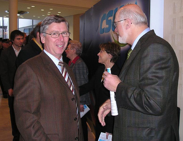 Kreisrat.JPG - Kreisrat Alois Weig im Gespräch mit MdL Georg Stahl.