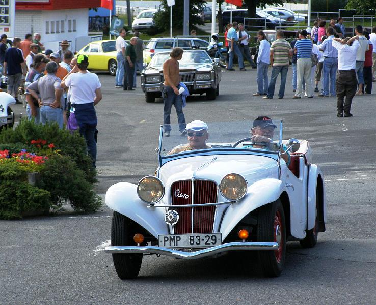 Sportwagen_Primda.JPG - Aero - ein tschechischer Oldtimer aus dem Prager Stadtteil Vysocany.