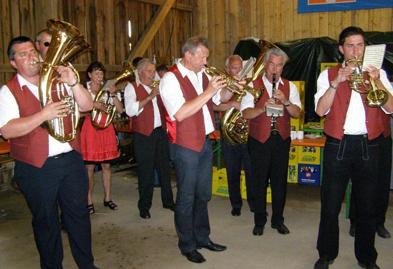 Country_13.JPG - Blasmusik meets Countryfest - die Kapelle kam vom Nordgautag in Amberg.