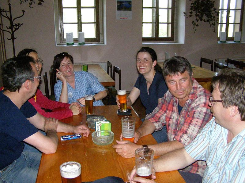 Einkehr_Smolov.JPG - In Smolov (Schmolau) gab's den letzten Einkehrschwung, danach ging's mit dem Bus nach Tillyschanz.