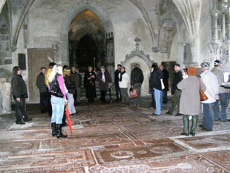 Regens_08.JPG - Der Kreuzgang neben dem Dom, einst Begräbnisstätte Regensburger Bürger und Domherren.