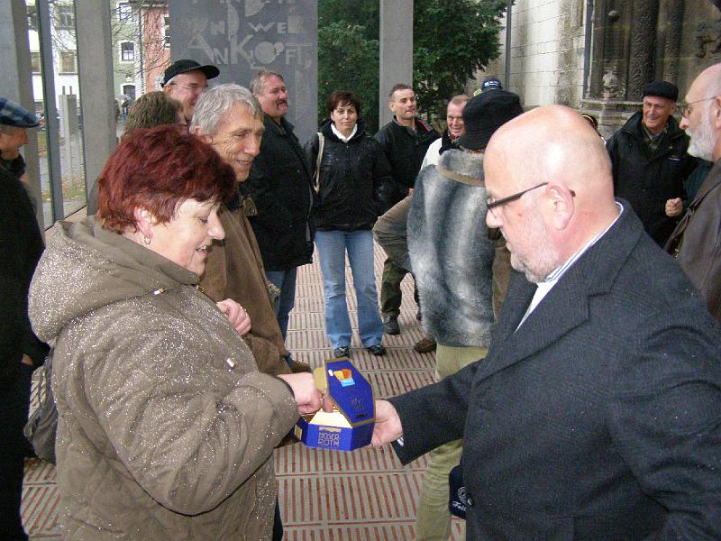 Regens_24.JPG - Kleine (süße) Geschenke fördern Freundschaften.