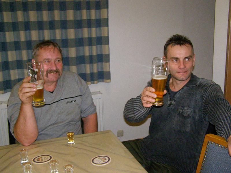 Regens_37.JPG - ....auch wenn einige tschechische Freunde nicht gleich nach Hause wollen.