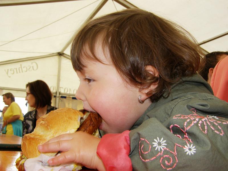 10_Jahre_Reha_12.JPG - Auch kleine Kinder haben mitunter einen großen Hunger.