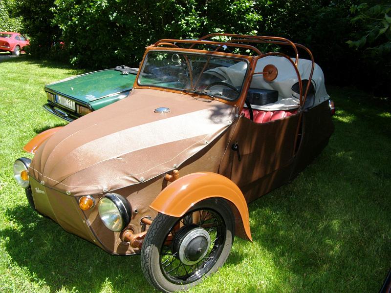 Old_20.JPG - Ob das Vehikel einen Crash-Test überstehen würde.