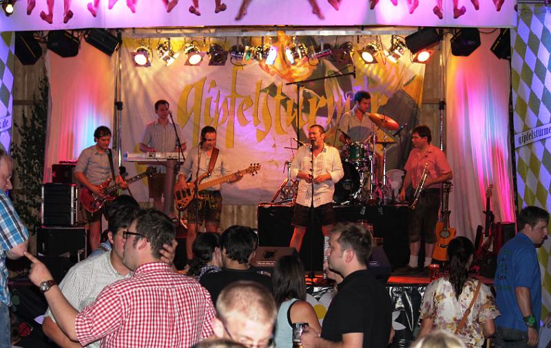A_KLJB_15.JPG - Tolle Premiere der Sommerwiesn mit kracherten Gipfelstürmern: schön war's! Auf eine Neuauflage im Jahr 2012 darf gehofft werden.