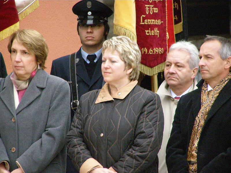 C_MdL.JPG - Die neue Frauenpower: Annette Karl (links) und Petra Dettenhöfer vertreten die Region im Bayerischen Landtag, daneben Architekt Rudi Meißner und Thomas Gollwitzer vom Amt für Ländliche Entwicklung.