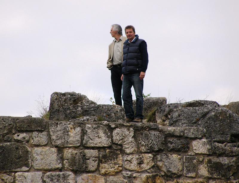 Burgbesteiger_Duo.JPG - Waldthurner Burg-Gipfelstürmer auf der Suche nach Visionen?