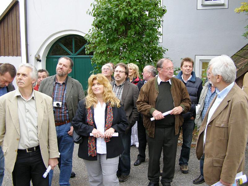 Gruppenstaunen.JPG - Viel zu schauen (und zu hören) gab's für die Waldthurner Gruppe.